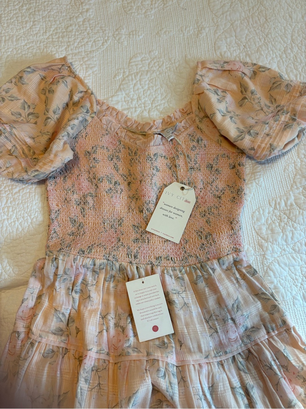 Girls' Pink Floral Puff-Sleeve Tiered Dress - Picture 4 of 4